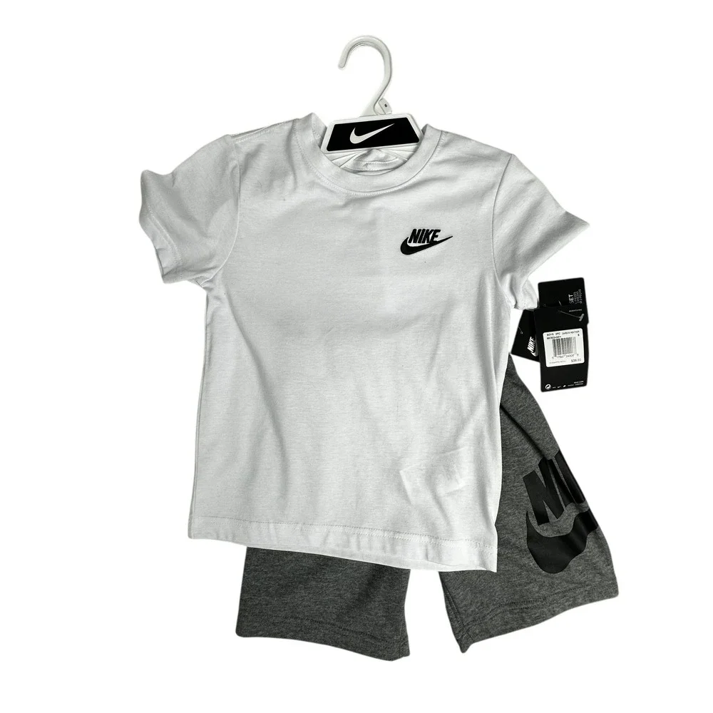 Nike 2PC Set T-Shirt & Shorts Outfit Matching Set Activewear Size 6 NWT - Picture 1 of 9